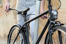 Cargar imagen en el visor de la galería, Interlock Integrated Bike Lock